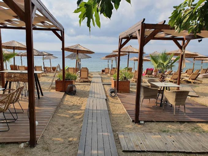 Azure Breeze - Coastal Chic Getaway By The Sea Holiday home Psakoudia